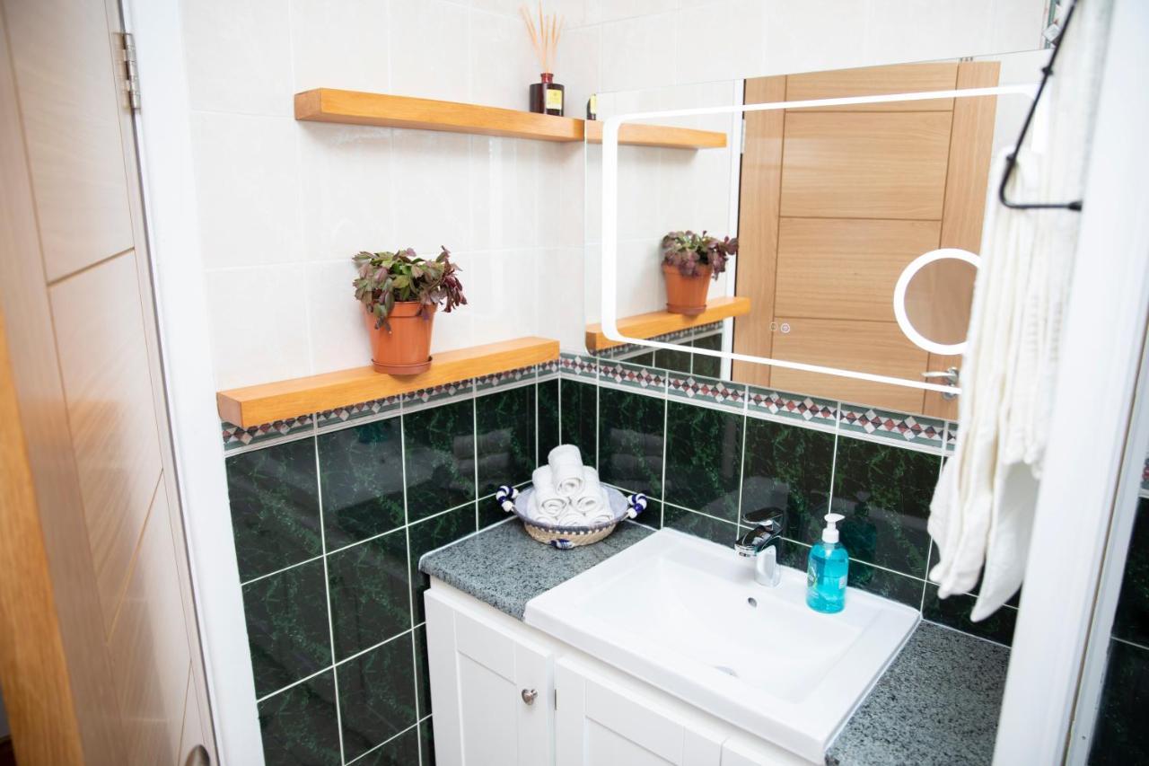 3 Bed Renovated Cottage Carramore Lake, Belmullet Балина Екстериор снимка